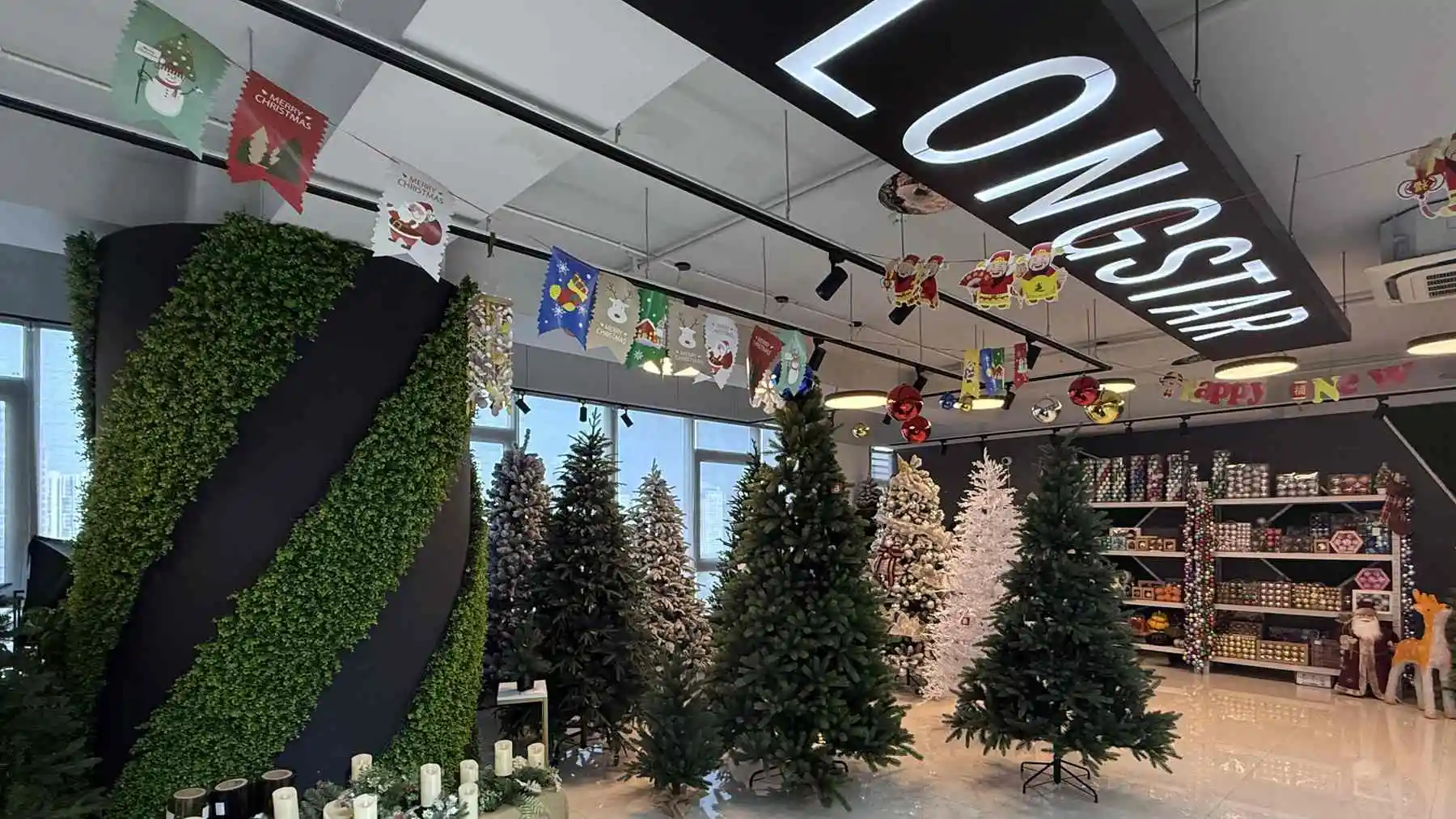 Shaanxi Longstar New Material Technology Co., Ltd. Christmas Wreath