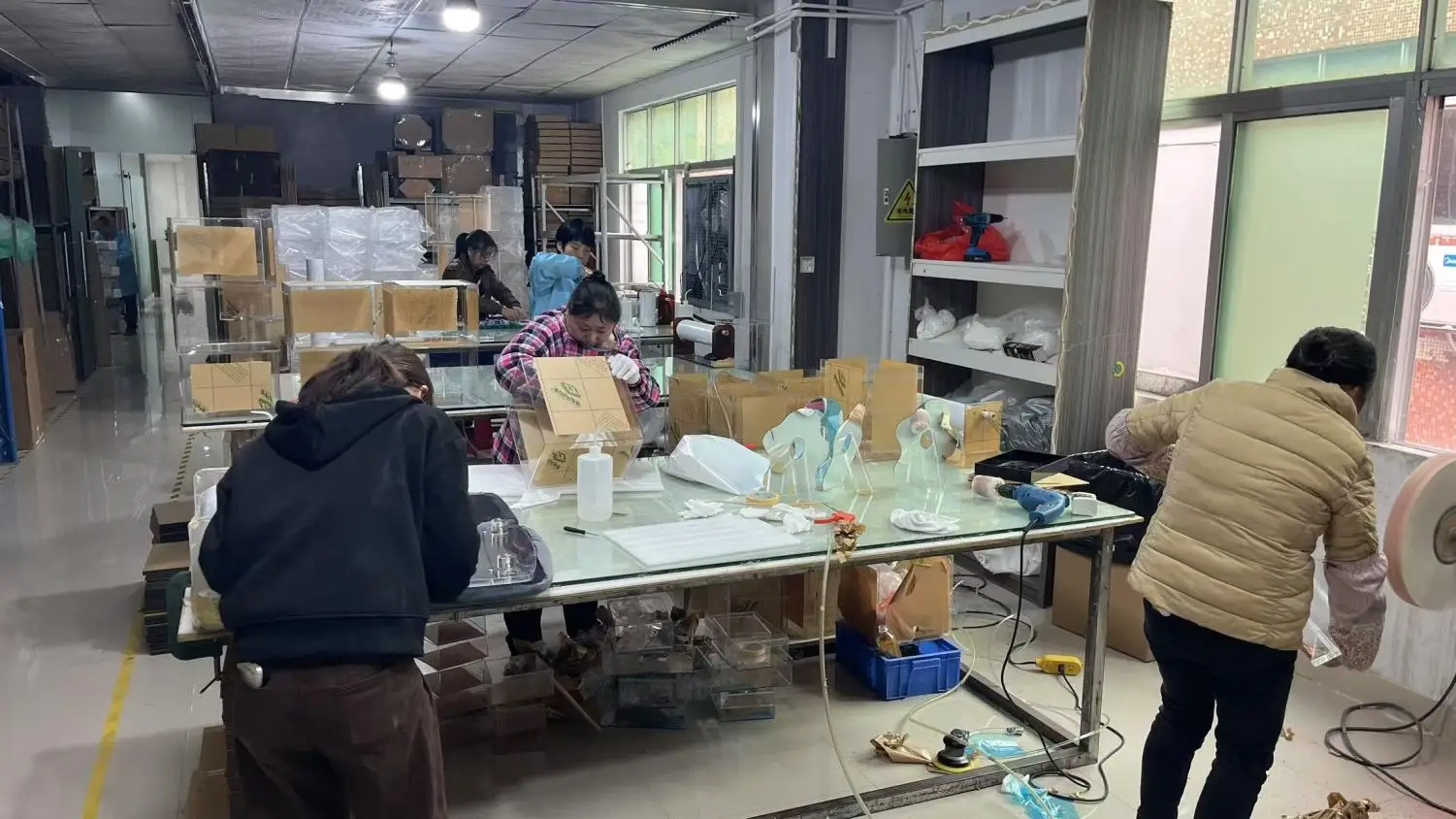 Dongguan Huachuang Presentation Products Co., Ltd. Acrylic Coffee Table