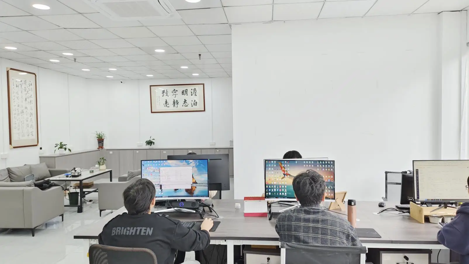Fujian Jiefeihou Technology Co., Ltd. Signal Booster