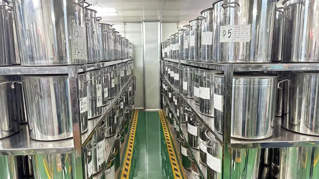 Yiwu Baolishi Cosmetics Co., Ltd. Eyeshadow
