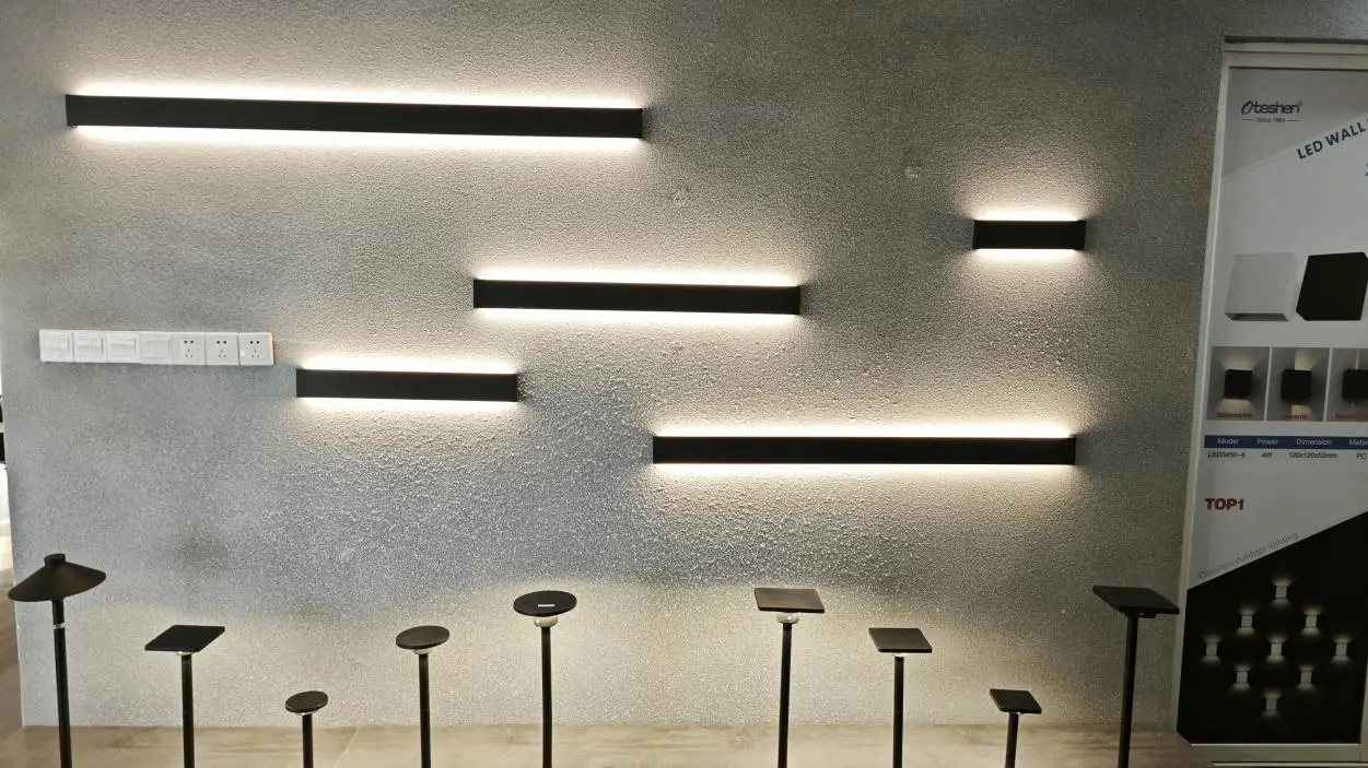 Foshan Yuedeng Light Technology Co., Ltd. LED Track Light