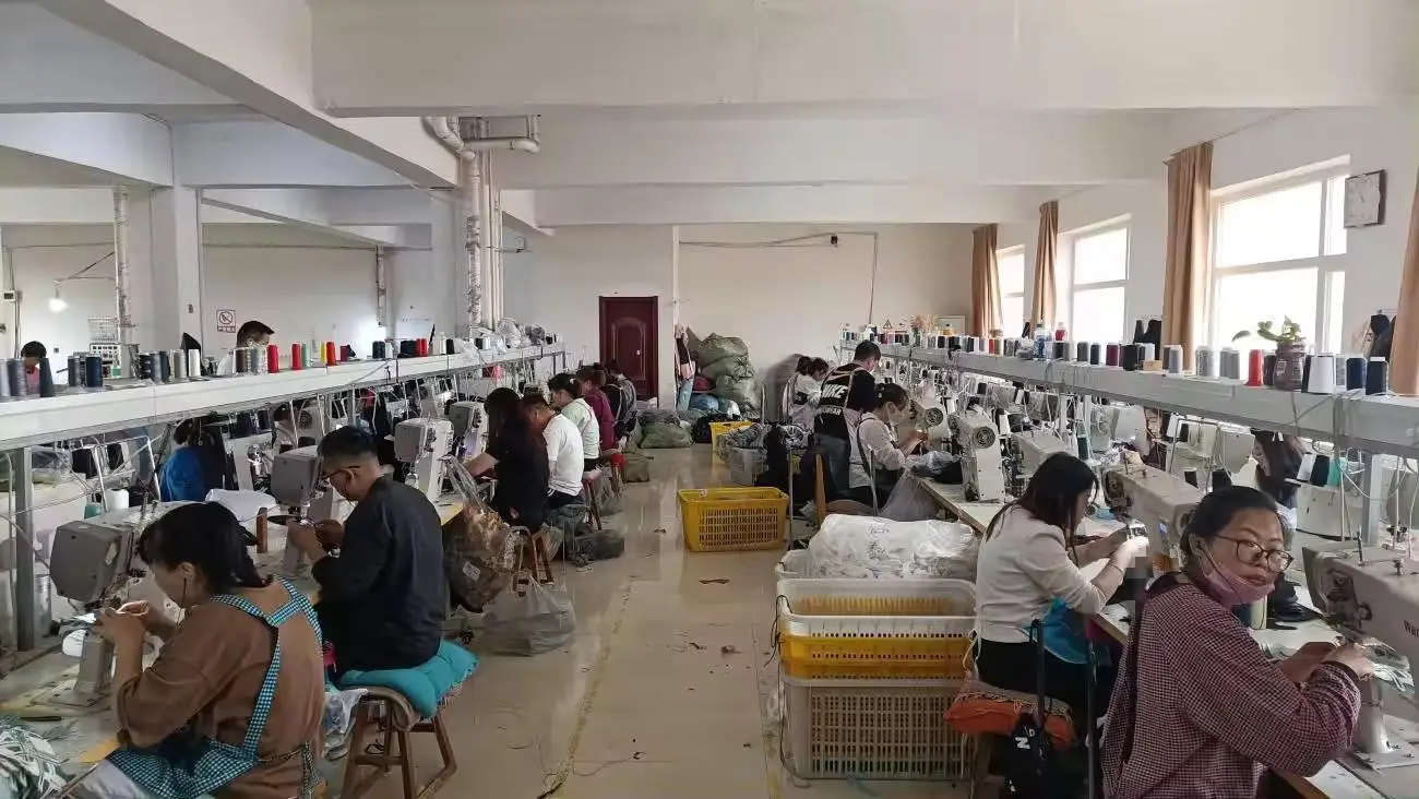 OEM (Hebei) Footwear Industry Co., Ltd. Safety Shoes