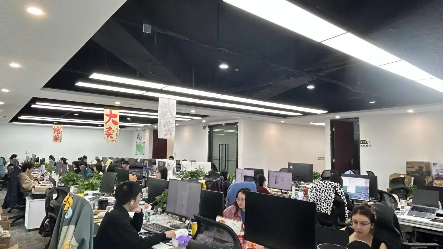 Weizhisheng Technology (Shenzhen) Co., Ltd. Cordless Stick Vacuum Cleaner