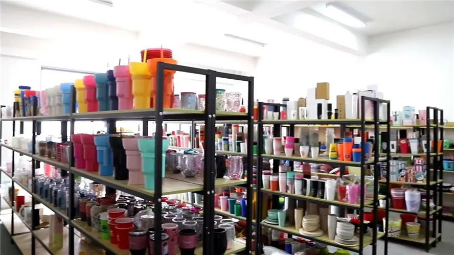 Taizhou Huangyan Aishang Plastic Co., Ltd. Plastic Cups