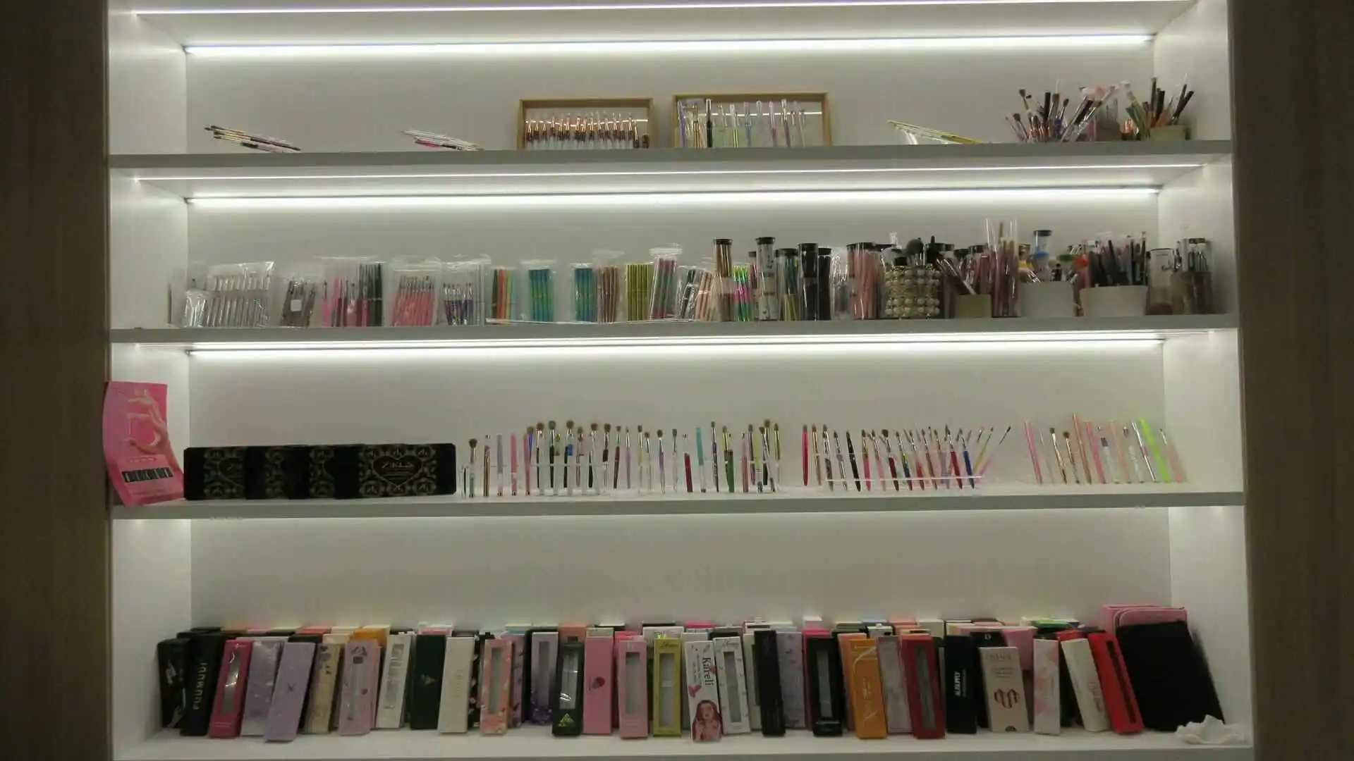 Jiangxi Zekun Trading Co., Ltd. Kolinsky Nail Brush