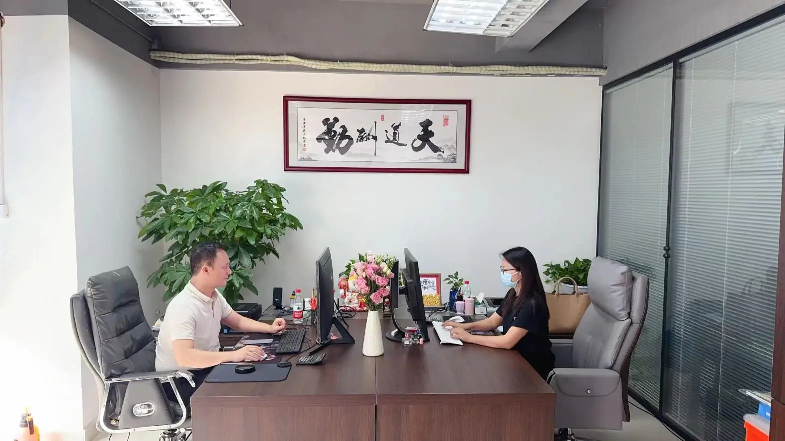 Guangzhou Kinnco Beauty Cosmetics Co., Ltd. Top Coat