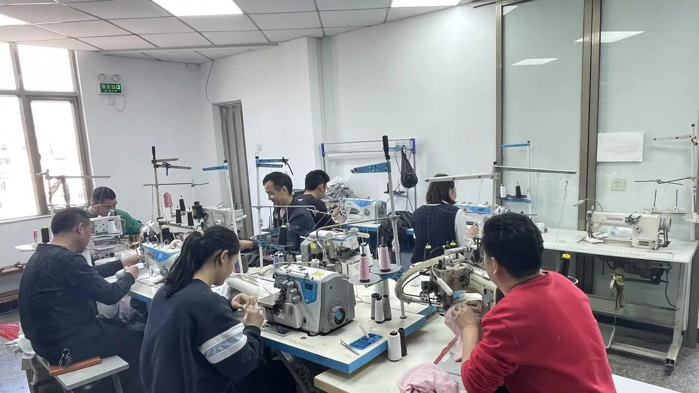 Dongguan Lanrui Garment Co., Ltd. Leggings