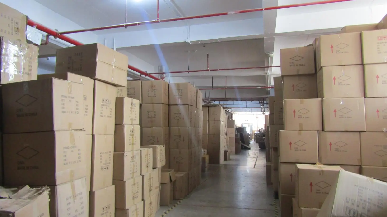 Yiwu Qianbai Plastic Industry Co., Ltd. Medicine Box
