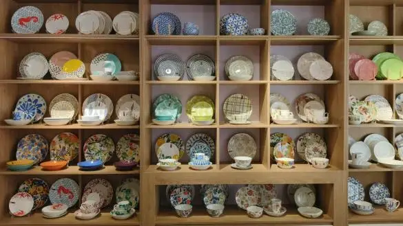 Henan Tresun Enterprise Co., Ltd. Porcelain Plates