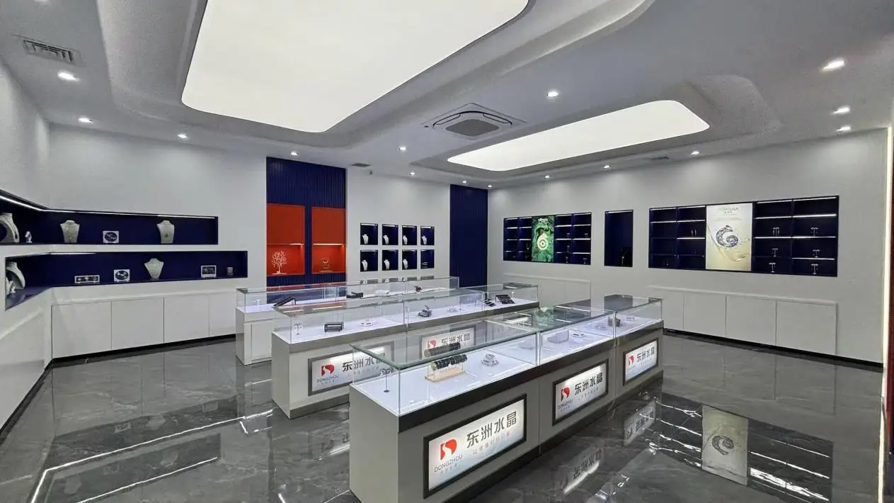 Pujiang County Dongzhou Crystal Co., Ltd. Crystal Fancy Stone
