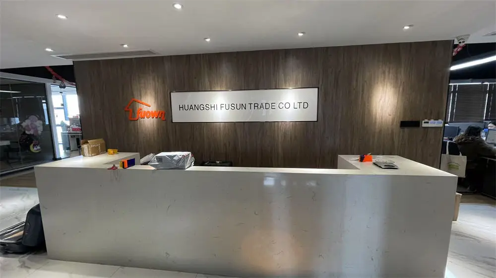 Huangshi Fusun Trade Co., Ltd. Flatware