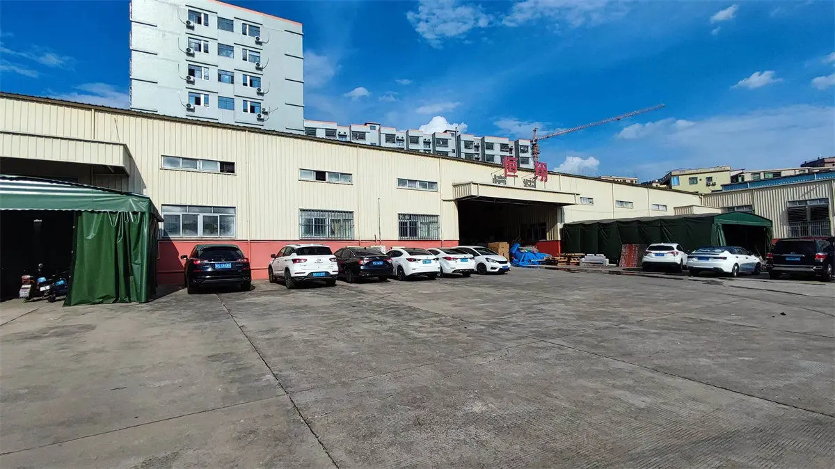 Dongguan Woodland Artificial Plants Industrial Co., Ltd. factory image 5