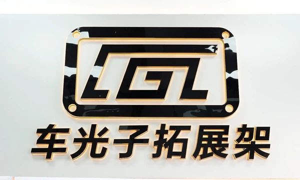 d59pnch222pc73cktnkg.webp
