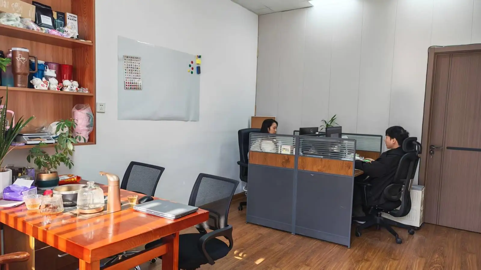 Ningbo Double G Trading Co., Ltd. Vacuum Bottle