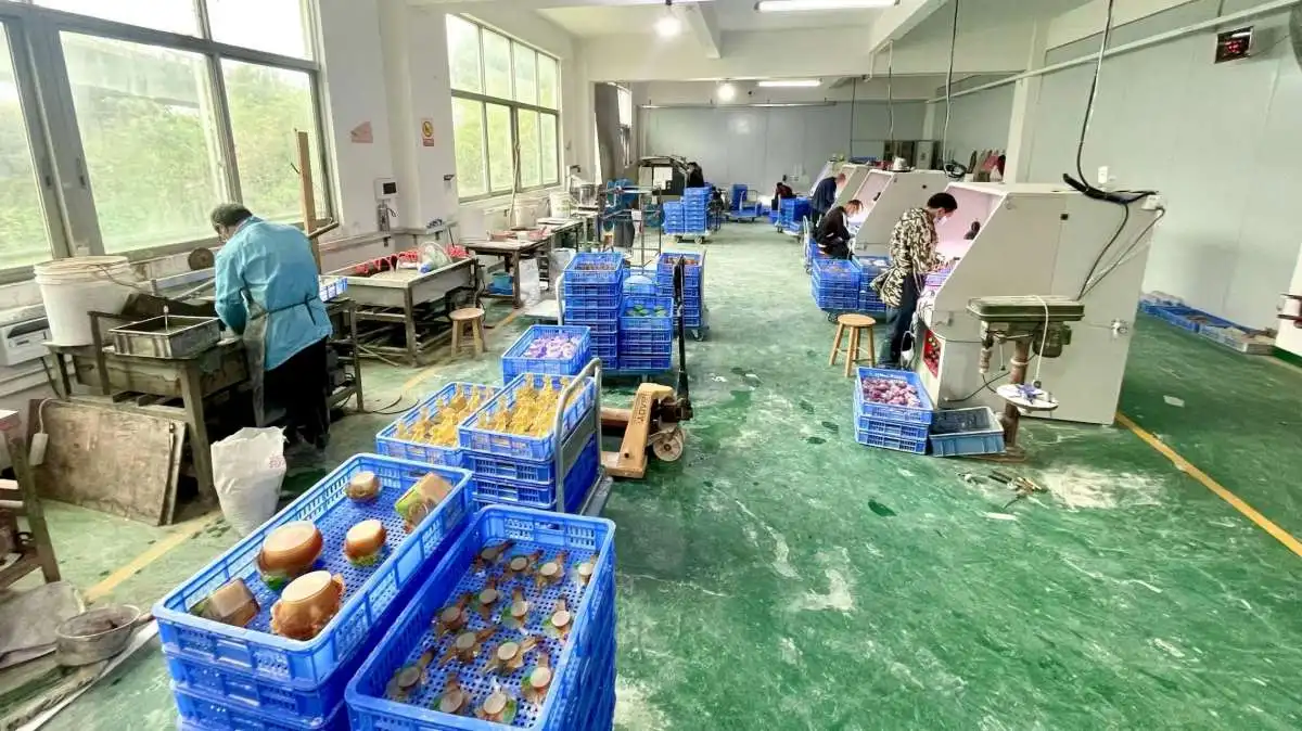 Shenzhen Saint-View Culture Arts Co., Ltd. Pate De Verre Art Glass