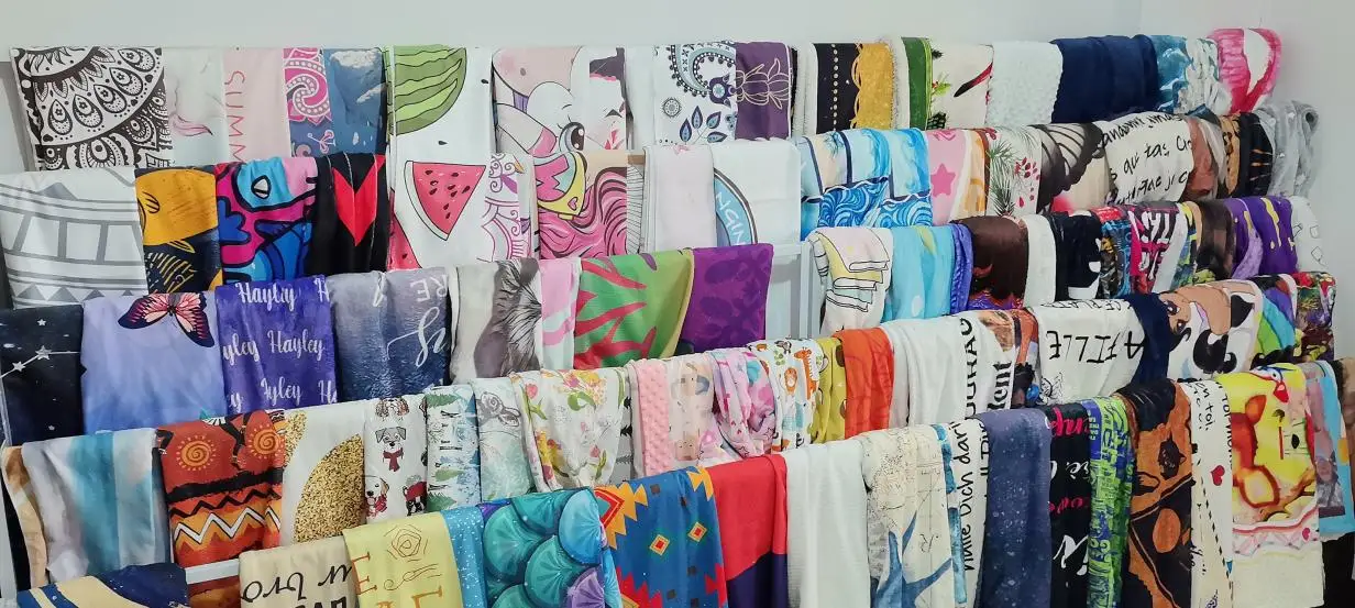 Yiwu Hearty Housewares Co., Ltd. Surf Poncho Towel