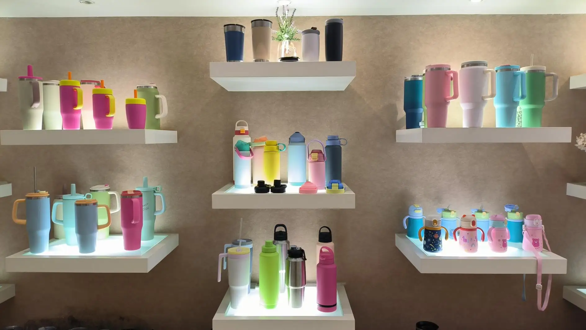 Yongkang Fuxin Vacuum Containers Co., Ltd. Stainless Steel Water Bottle