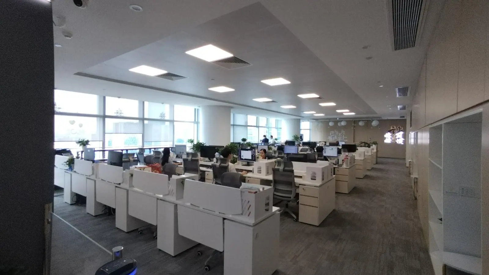 Monsoon Import & Export (Guangzhou) Co., Ltd. Drawer Slides