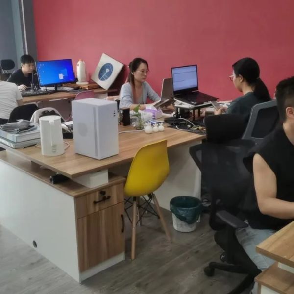 d59q5mp222pc73cku76g.webp