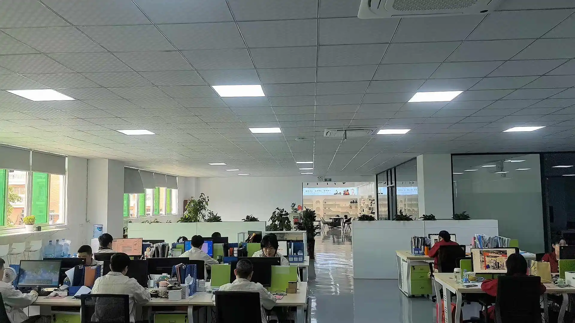Shenzhen Rainbow Technology Co., Ltd. factory image 3
