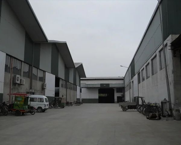 d59q7qi6fcbc738nki3g.webp