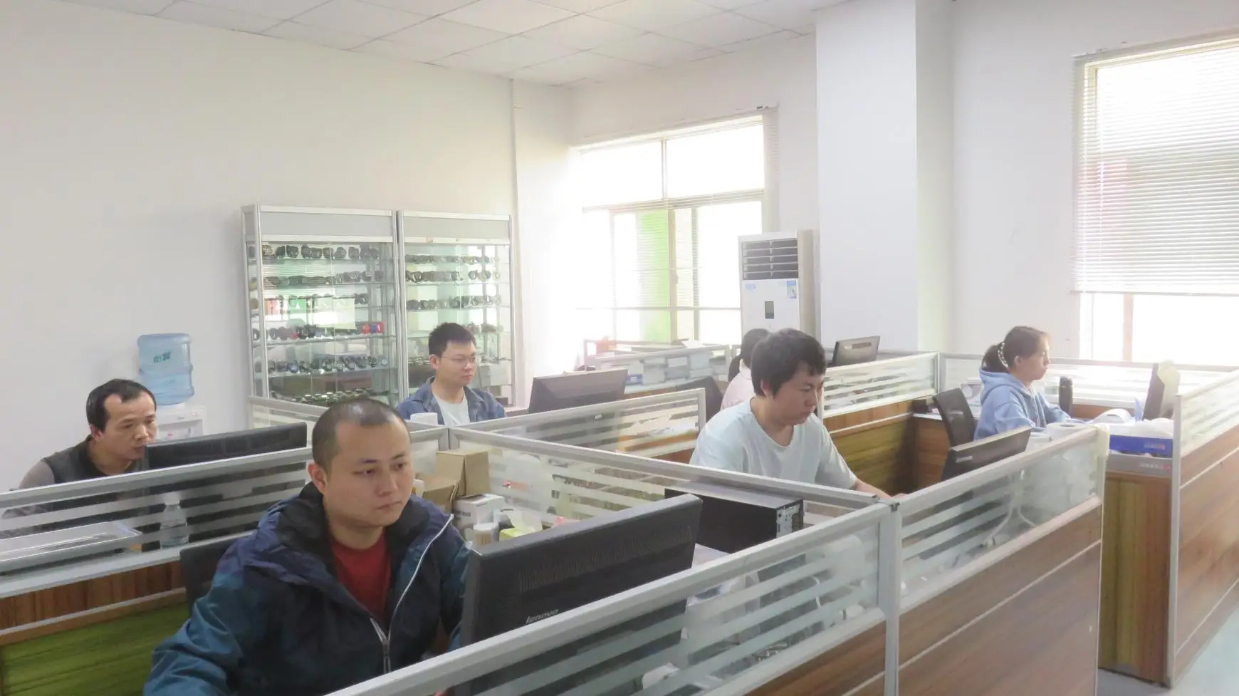 Shenzhen Shengdasi Industry And Trade Co., Ltd. Mechanical Watches