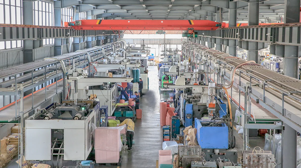 Zhejiang Hangqiu Household Products Co., Ltd. Plastic Cabinet