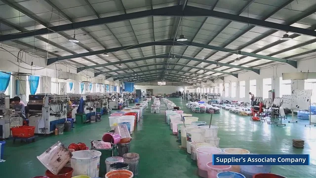 Dehua Yiqu Crafts Co., Ltd. Shoe Charms