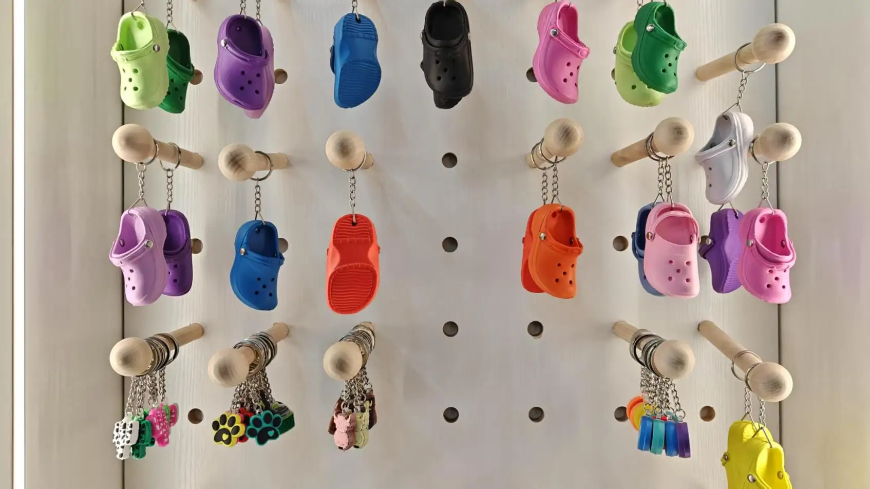 Dehua Yiqu Crafts Co., Ltd. PVC DIY Accessories