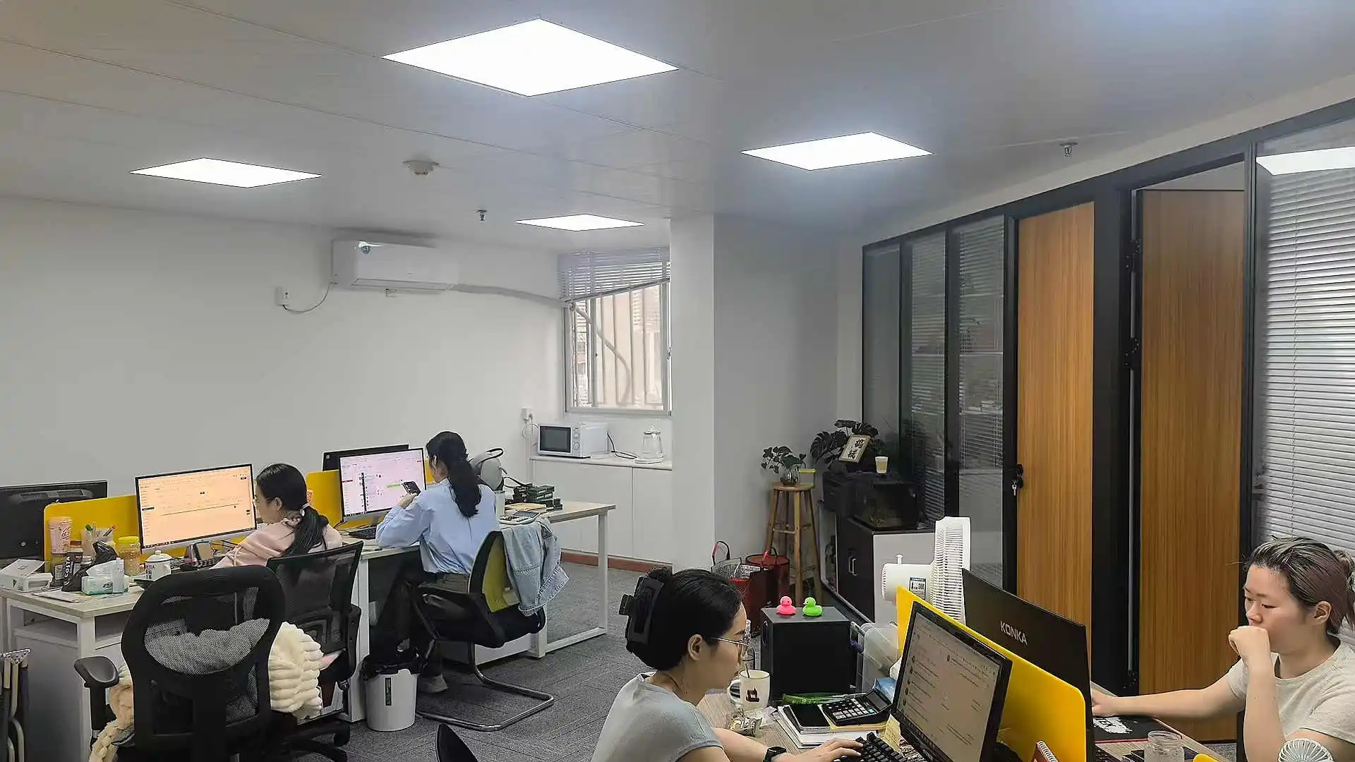 Shenzhen Hootel Century Technology Co., Ltd. Solid State Drives