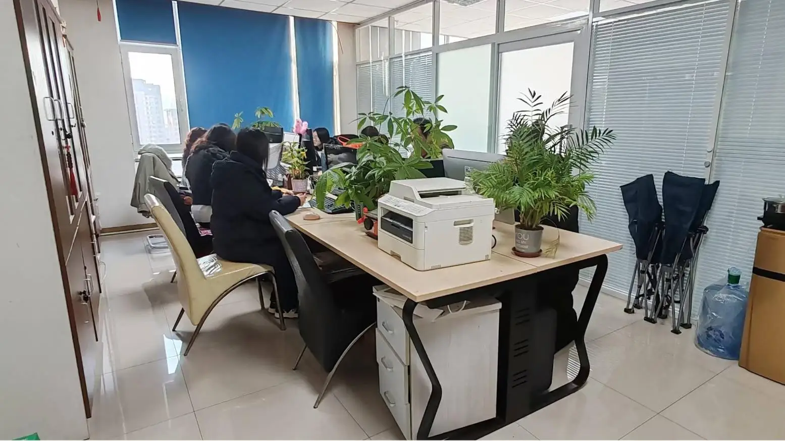Cangzhou Yi Sunda Mechanical Technology Co., Ltd. Plastic Injection Molding Machine