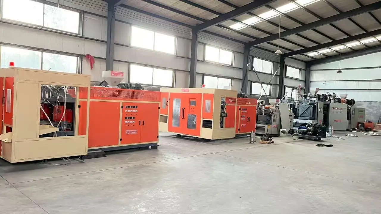 Cangzhou Yi Sunda Mechanical Technology Co., Ltd. Plastic Injection Molding Machine