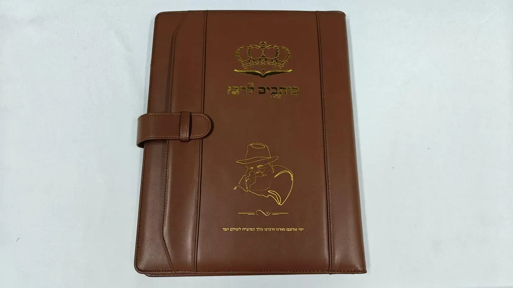 Xiamen Le Young Import & Export Co., Ltd. Leather Portfolio