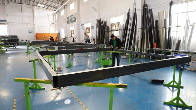 Foshan Gumei Aluminum Art Building Materials Co., Ltd. Retractable Awning