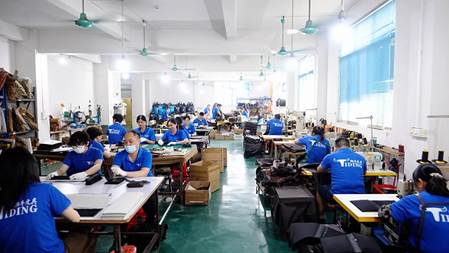 Guangzhou Zhengcheng Commerce And Trade Co., Ltd. Genuine Leather Backpack