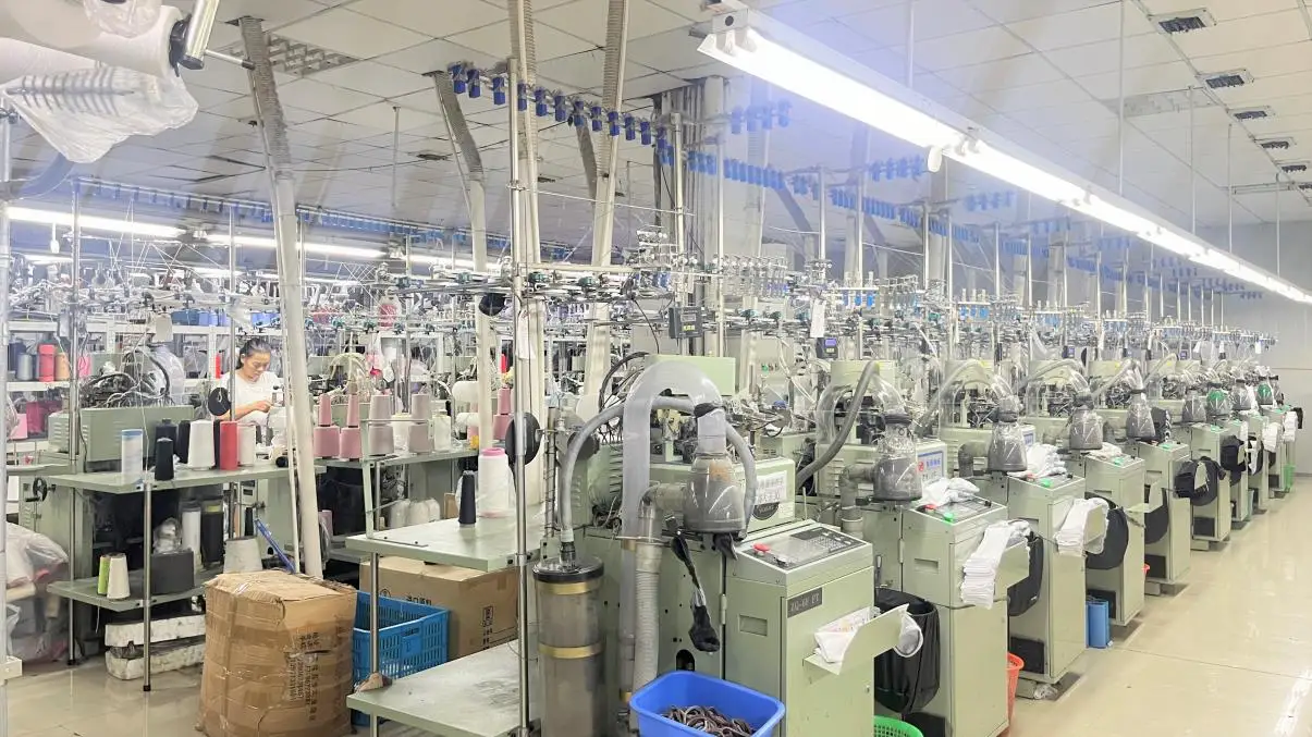 Haiyan Huaerte Knitting Co., Ltd. Football Socks