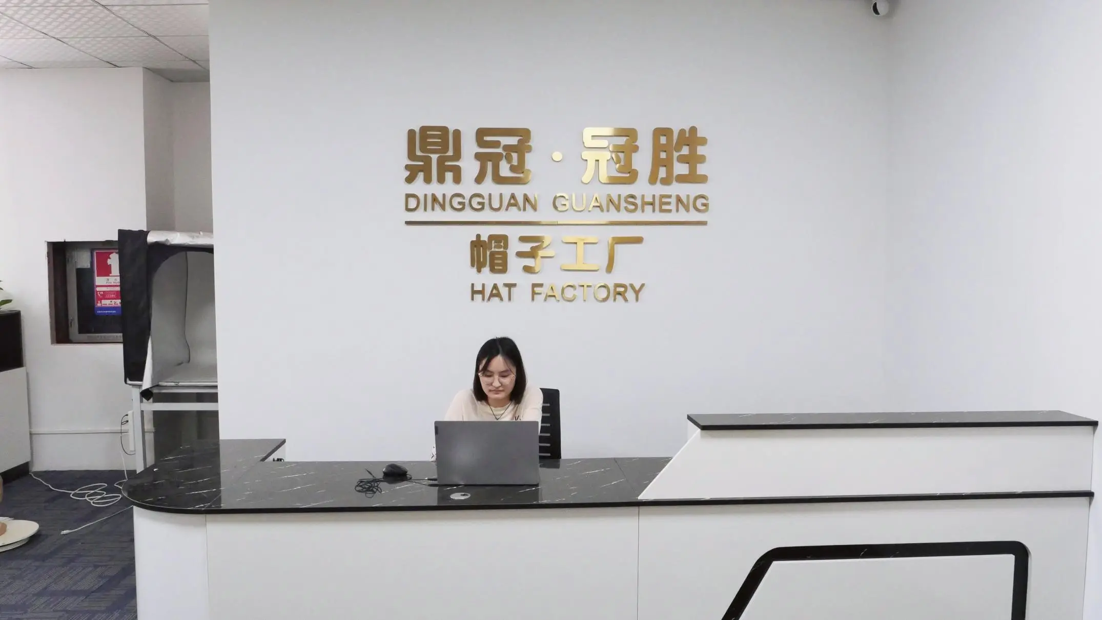 Shenzhen Dingguan Hat Making Co., Ltd. Trucker Hat