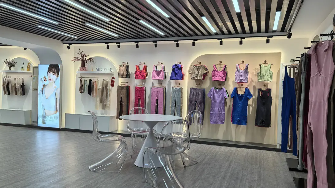 Shantou Qijia Underwear Co., Ltd. Seamless Yoga Pants