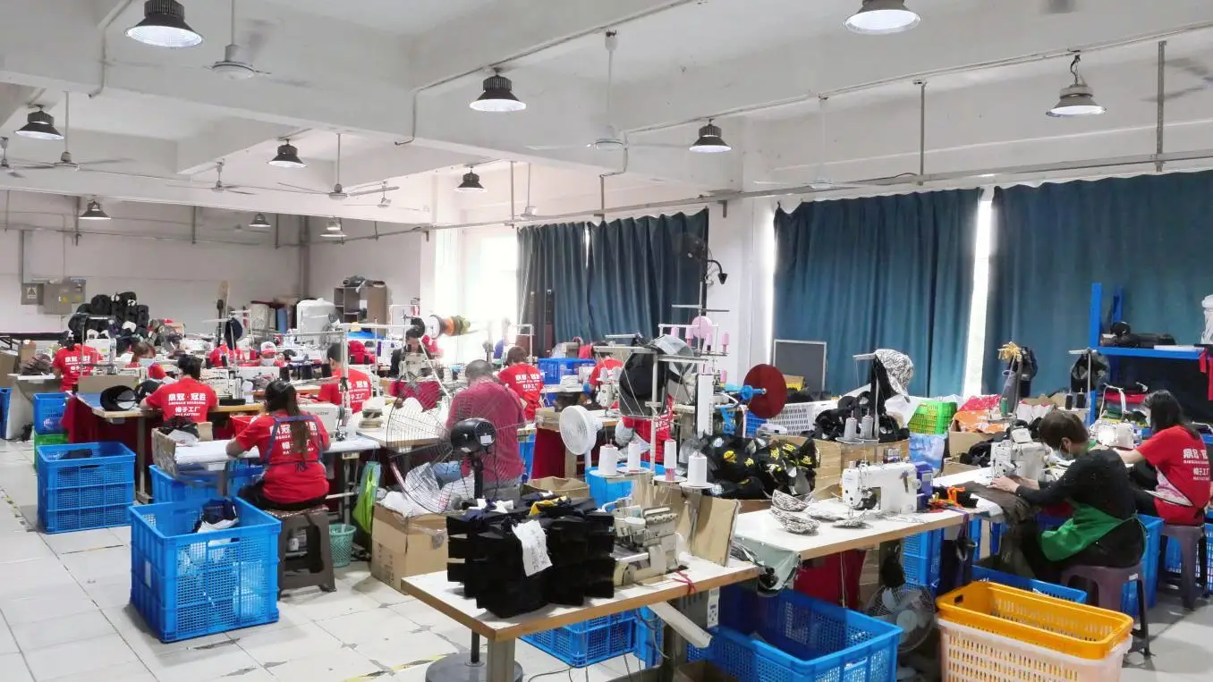 Shenzhen Dingguan Hat Making Co., Ltd. Baseball Cap