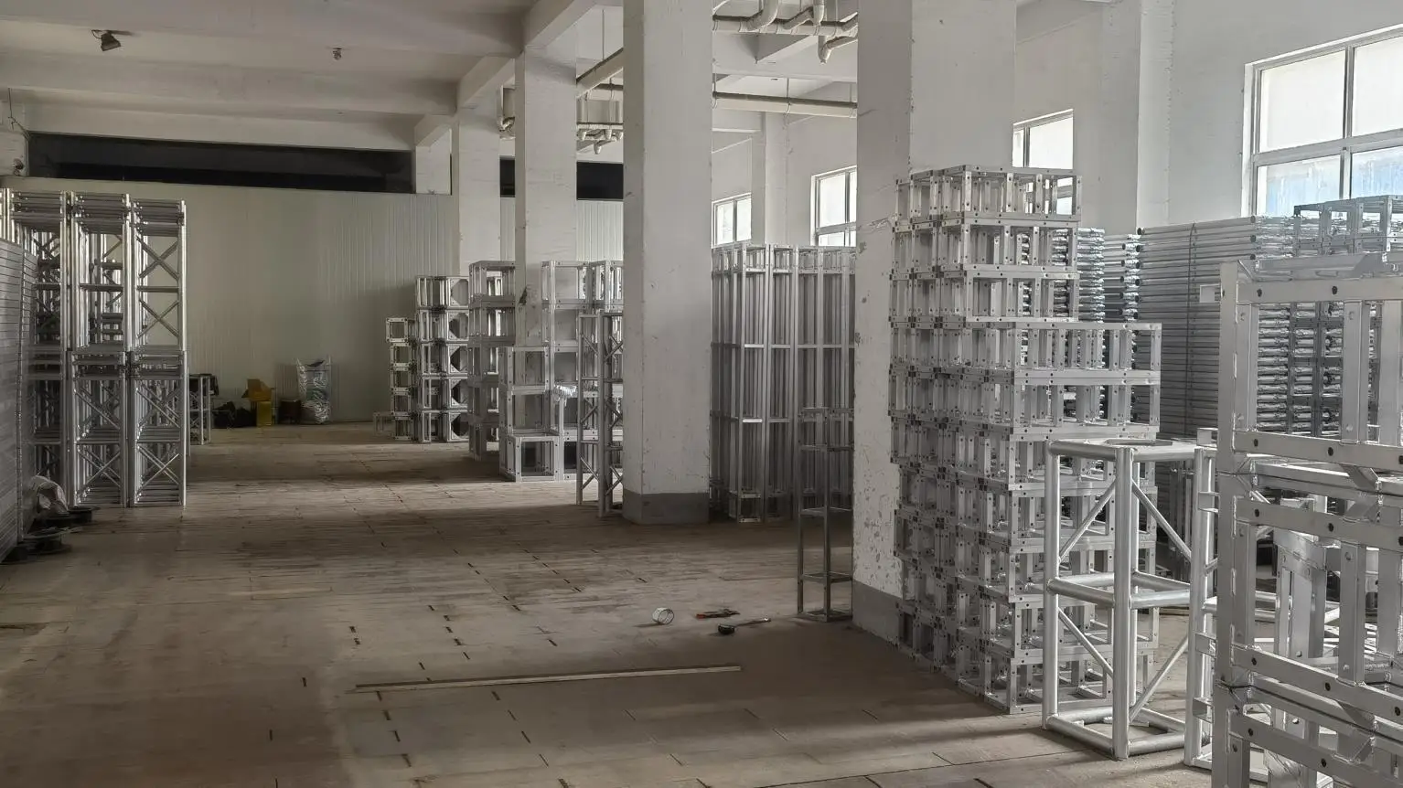 Wuxi Hengshang Metal Products Co., Ltd. Aluminum Stage