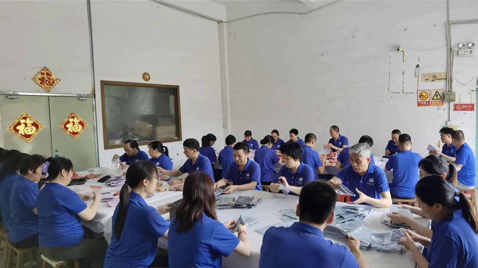 Shenzhen YST Louis Bags Co., Limited Travel Packing Bags