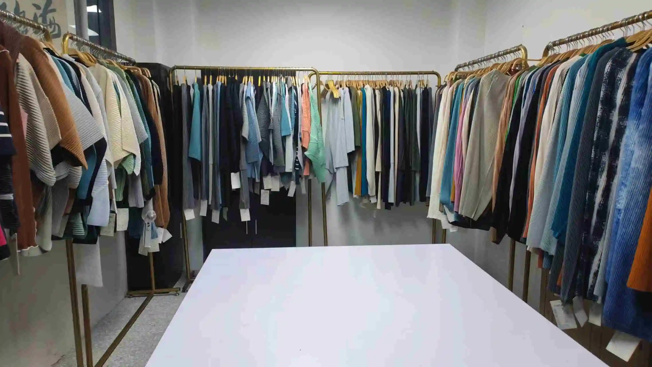 Dongguan City Ziyang Apparel Co., Ltd. Abaya