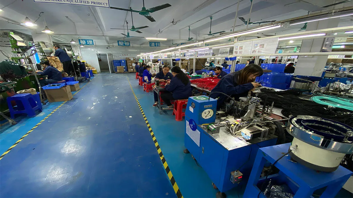 Dongguan Jinen Electronics Co., Ltd. Car Charger