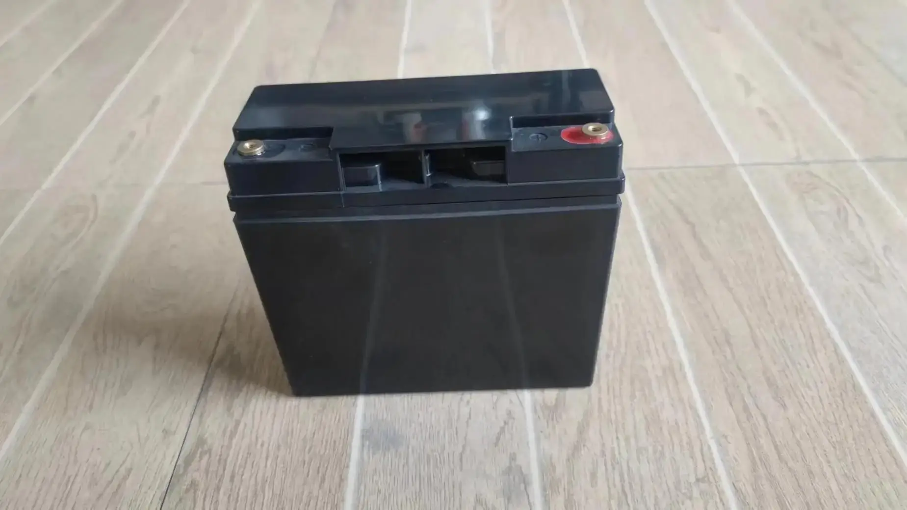 Tianchang Zhiyun Electronic Technology Co., Ltd. Intelligent Pulse Repair Battery Charger