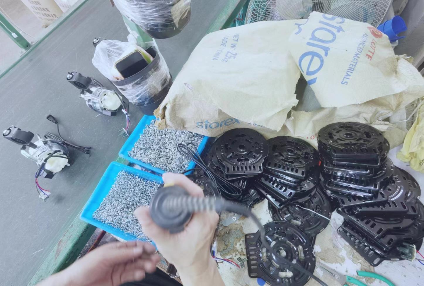 Zhongshan XiChuang Electronic Technology Co., Ltd. Stand Fan