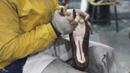 Guangzhou Huayi Footwear Co., Ltd. factory image 5