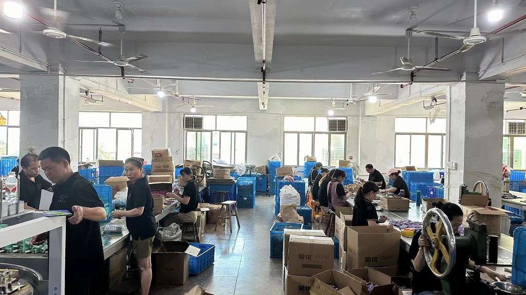 Yiwu Chengjunmei Stationery Co., Ltd. Pencil Sharpeners