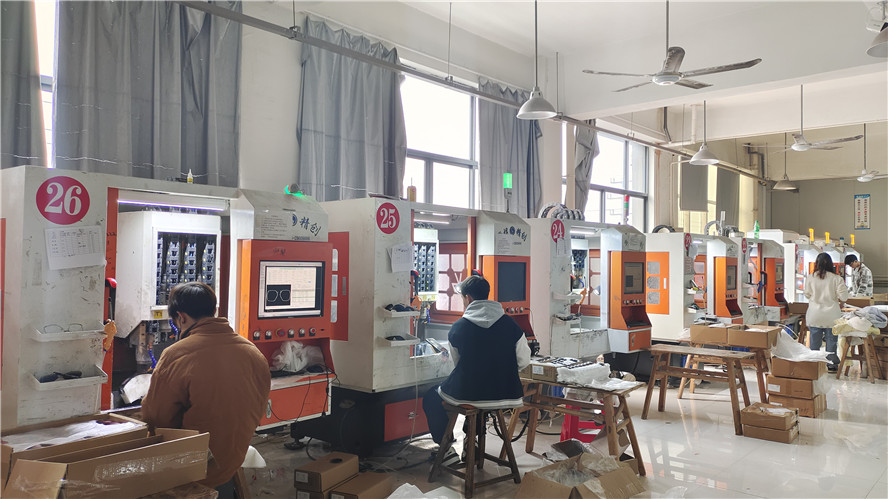 Taizhou Jiaojiang Junyi E-Commerce Co., Ltd. Eyeglass Frames