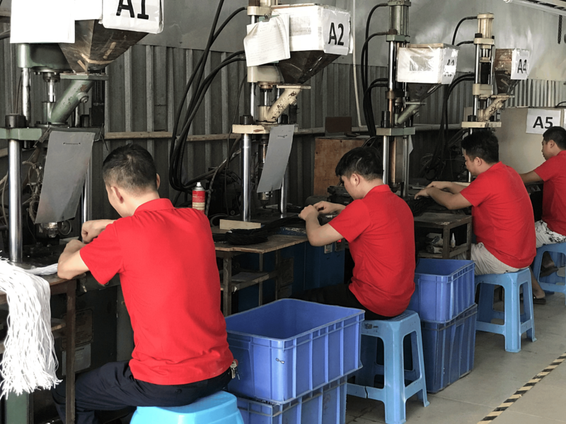 Guangzhou HYQ ET Co., Ltd. TWS Earbuds