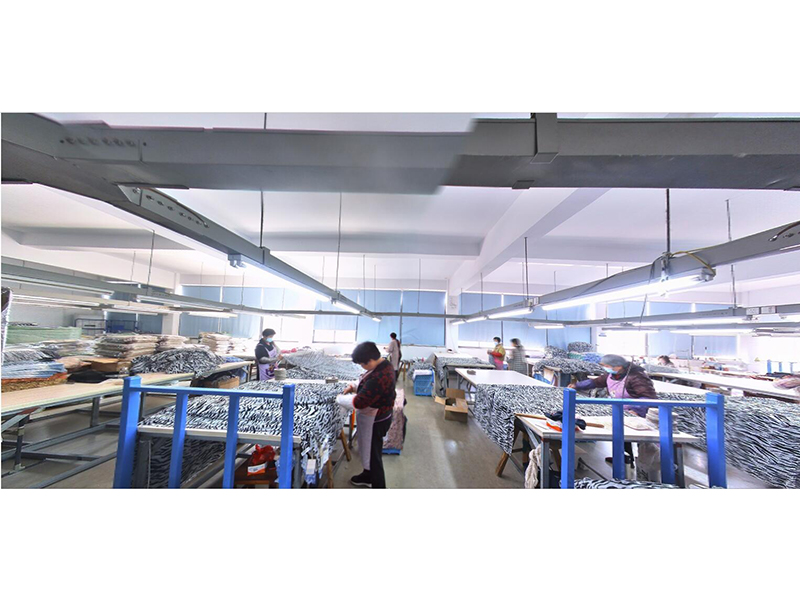 Shenzhen Huating Electronic Communication Co., Ltd. knitted hats